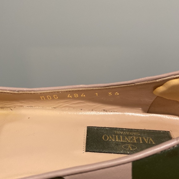 Valentino Garavani neon camouflage studded flats size 36 inspect photos - Picture 12 of 17